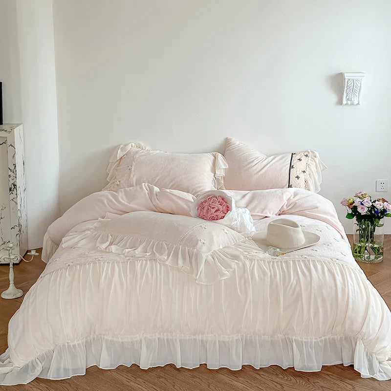 Afralia™ Princess Velvet Fleece Bedding Set with Romantic Ruffles, Queen/King, 4Pcs