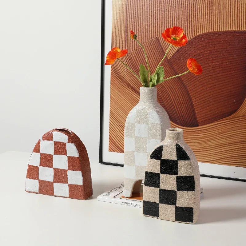 Afralia™ Geometric Check Ceramic Vase for Stylish Flower Arrangements