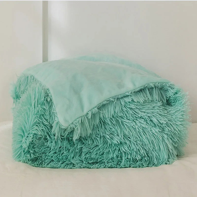Afralia™ Cozy Faux Fur Throw Blanket for All Seasons
