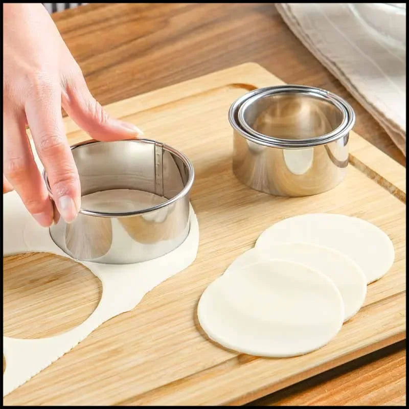 Afralia™ Stainless Steel Dumplings Mould Cutter: DIY Baking Gadget for Kitchen.