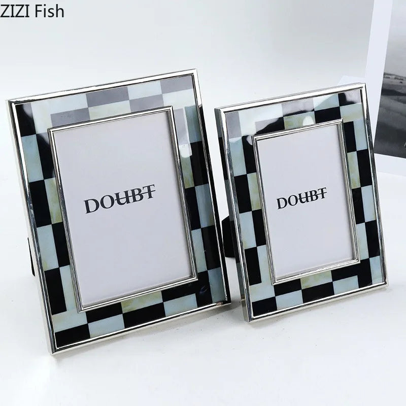 Afralia™ Black White Plaid Metal Photo Frame Abstract Desktop Decoration Display Frames