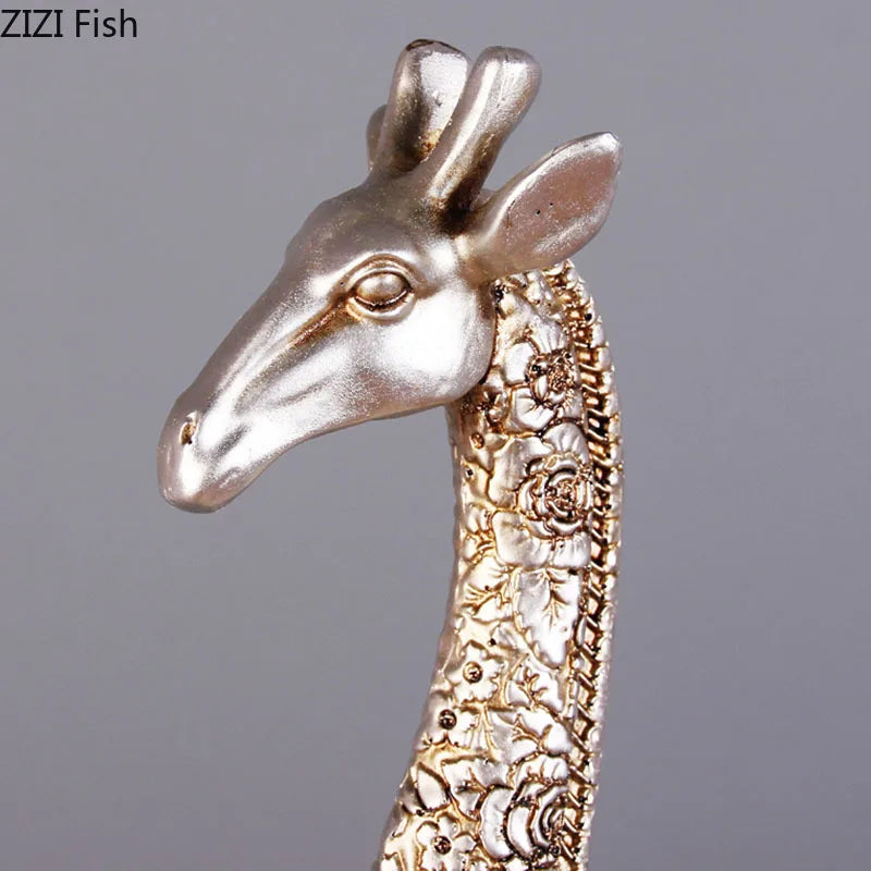 Afralia™ Giraffe Resin Statue Ornament Desk Decoration Room Aesthetic Decor