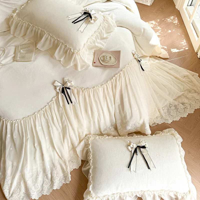 Afralia™ Lace Ruffles Princess Bedding Set, Velvet Duvet Cover, Plush Bed Sheet, Pillowcases