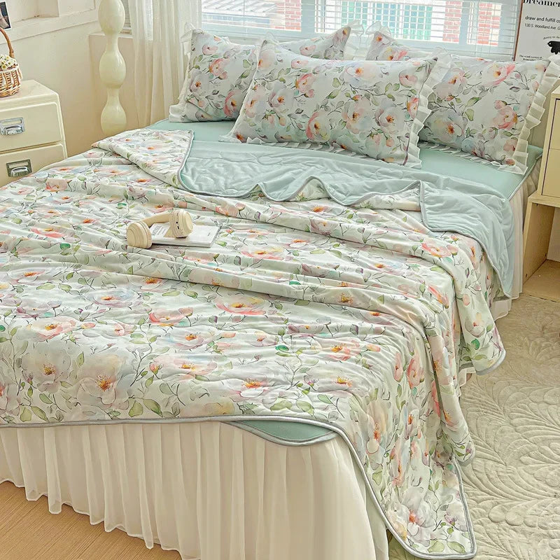 Afralia™ Floral Summer Cooling Quilt for Double Single Bed - Soft & Breathable