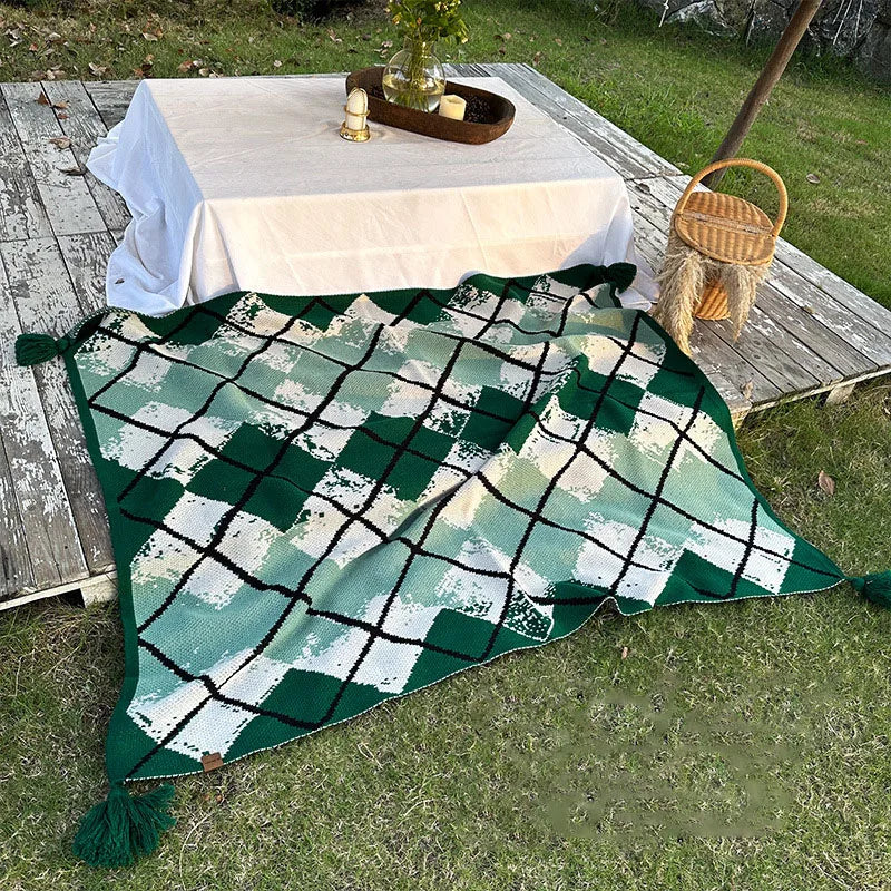 Afralia™ Multifunctional Diamond Grid Blanket for Office, Geometric Pattern Gift Shawl