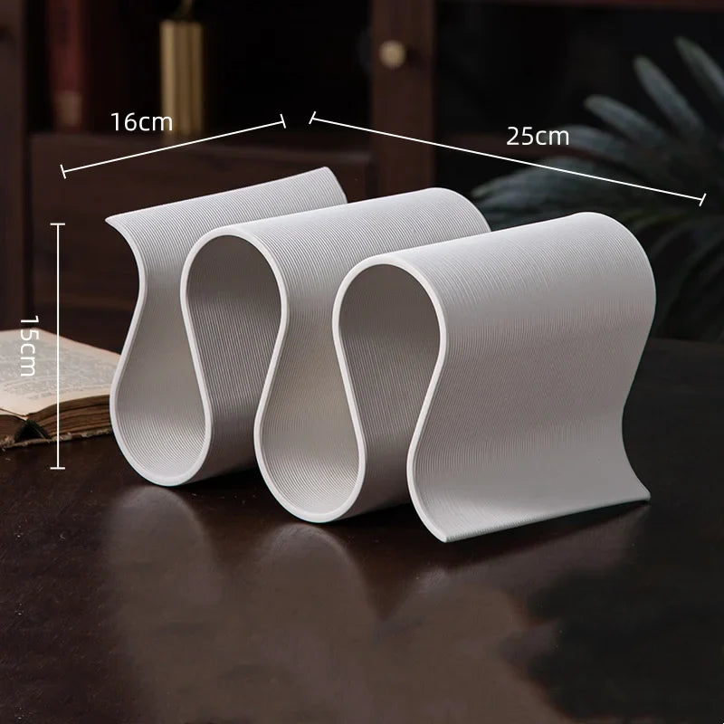 Afralia™ White Geometric Circle Ceramic Vase - Handcrafted Floral Arrangement Accessory