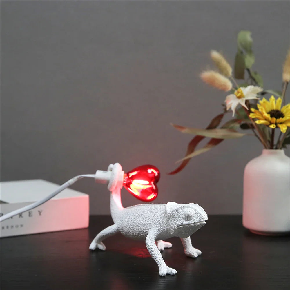 Resin Lizard Night Light Chameleon Table Lamp LED Wall Lamp Afralia™ Luminarie