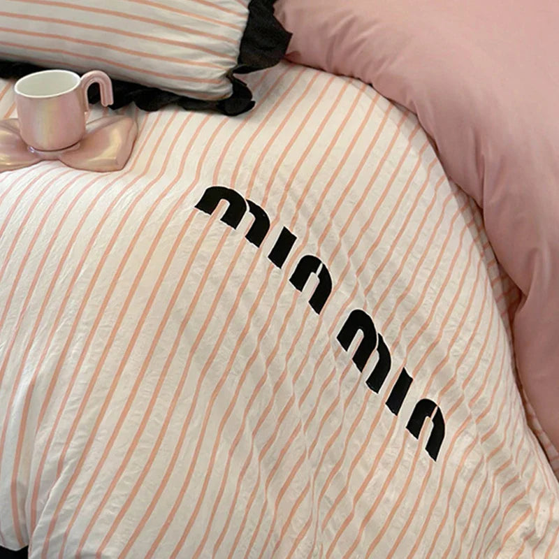 Afralia™ Ruffles Striped Bedding Set for Full Bed - Double-sided Skin-friendly Summer Linens