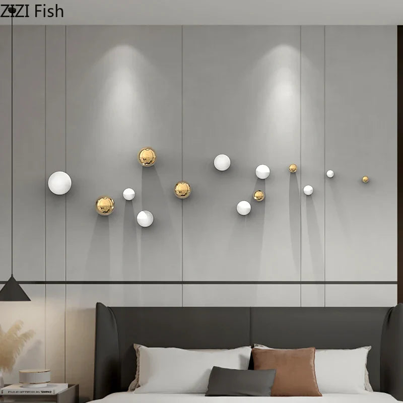 Afralia™ Gold Ball Wall Hanging Ornaments Spherical Crafts Room Decor Display Pendants