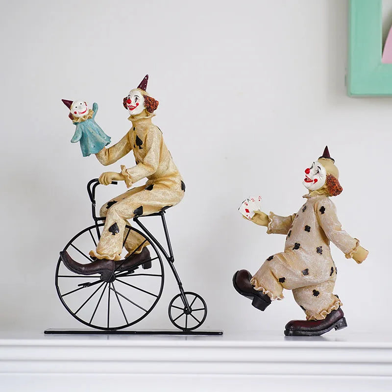 Afralia™ Poker Clown Statue Resin Figurine Home Decor Desktop Circus Joker Doll