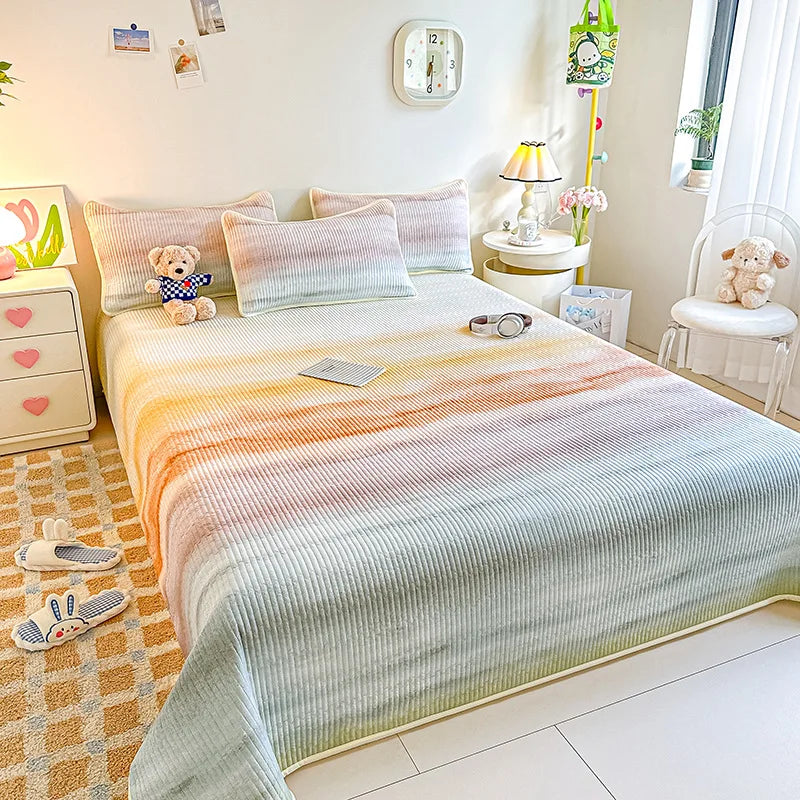 Afralia™ Dreamy Gradient Single Bedspread: Anti-Slip, Thick Quilted Mattress with Four Season Versatility