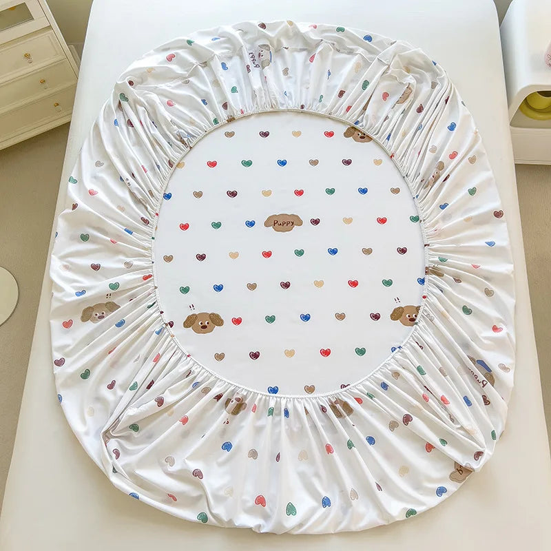 Afralia™ White Heart Love Pattern Fitted Sheet