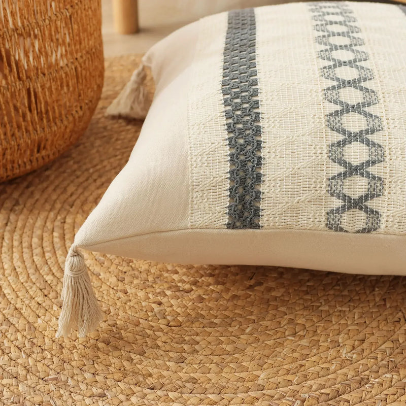 Afralia™ Bohemian Tassel Cushion Cover: Handmade Geometric Crochet Pillowcases