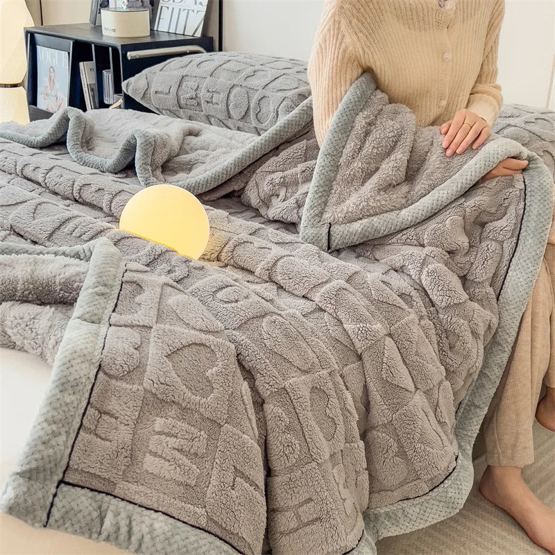 Afralia™ Cozy Jacquard Taffeta & Flannel Nap Blanket - Warm, Thick Comforter for Bedroom