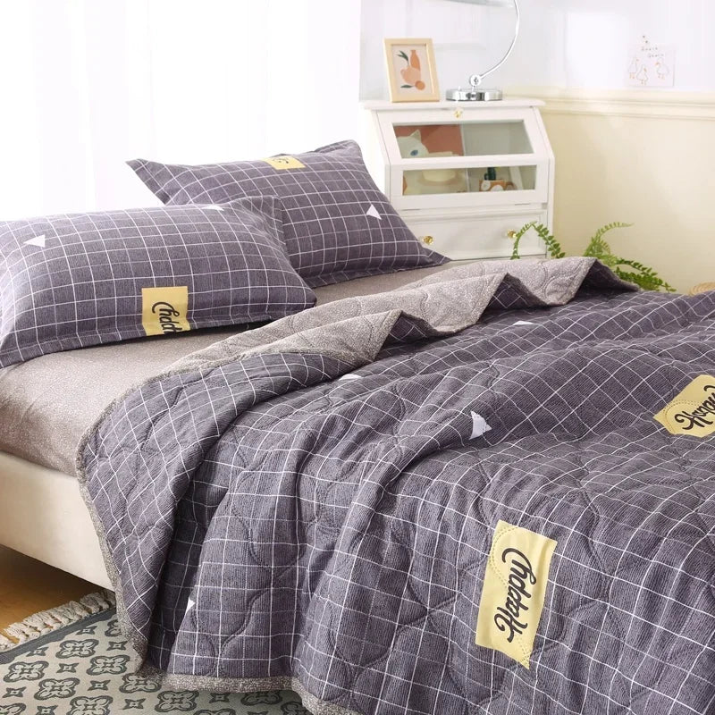 Afralia™ Bear Quilt & Pillowcase Set - Soft & Breathable Summer Bedding