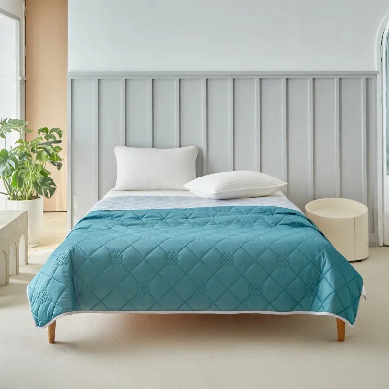 Afralia™ Cool Summer Blanket: Lightweight Soft Ice Cooling Comforter for Hot Sleepers