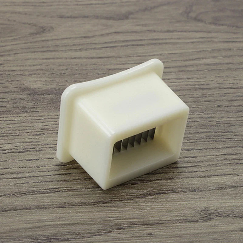 Afralia™ Green Bean Slicer & Vegetable Runner Cutter for Efficient Kitchen Shredding