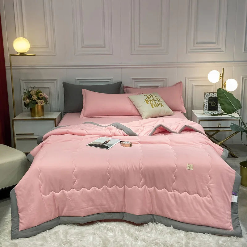 Afralia™ Lightweight Summer Quilt Queen Size 180x220, Soft & Breathable Duvet Blanket