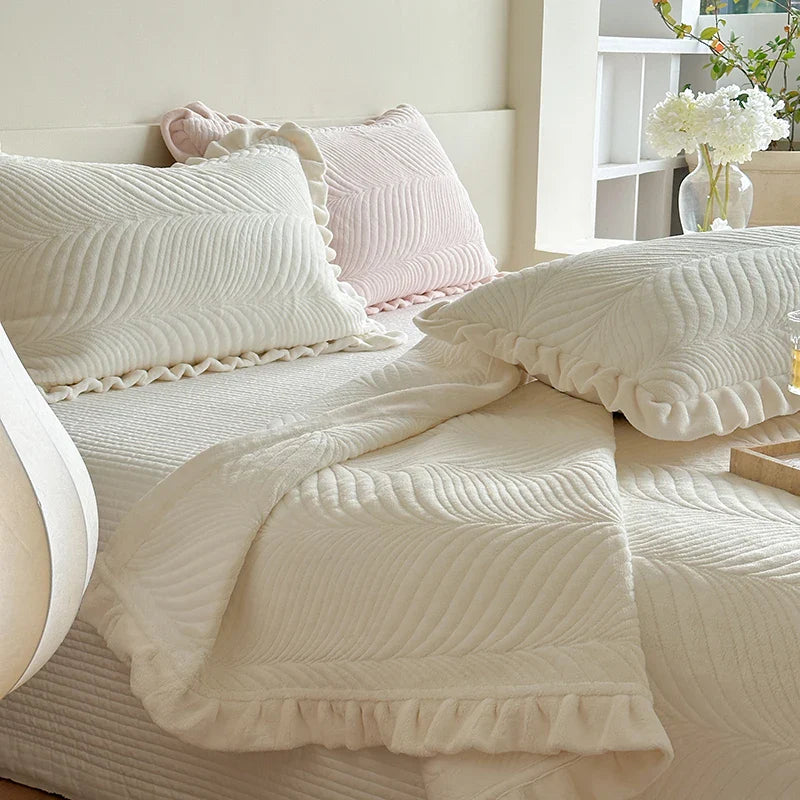 Afralia™ Luxe Quilt Set: Velvet Fleece Bedspread & Cotton Coverlet with Pillowcases