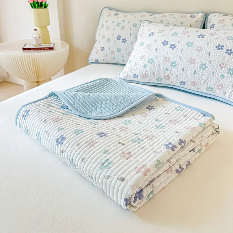 Afralia™ Rural Floral Print Reversible Quilted Bedspread for All Seasons