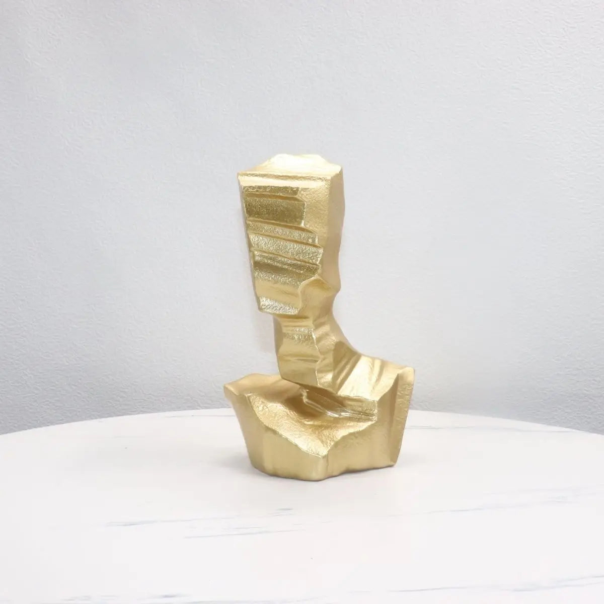Afralia™ Abstract Characters Sculpture Decoration for Modern Living Room Hotel Entry Wine Cabinet