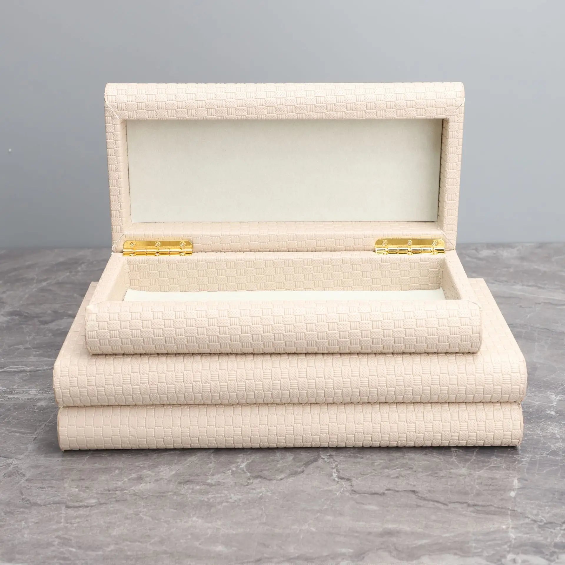 Afralia™ Checkered Leather Jewelry Box: Stylish Desktop Storage Container & Home Decor