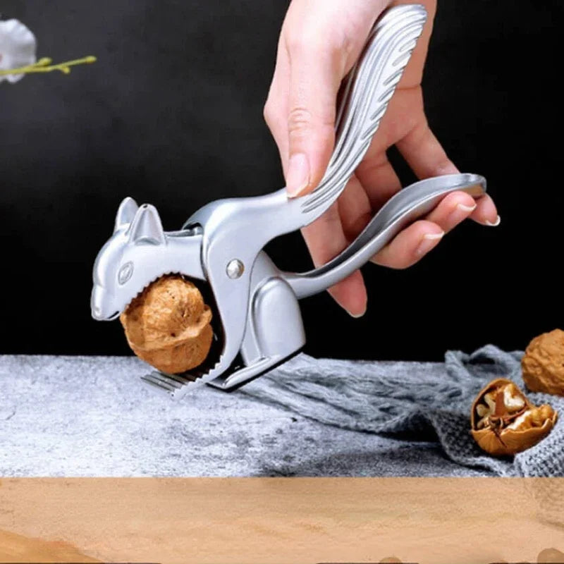 Afralia™ Nutcracker Squirrel Pliers Sheller Clip Almond Pecan Walnut Hazelnut Opener