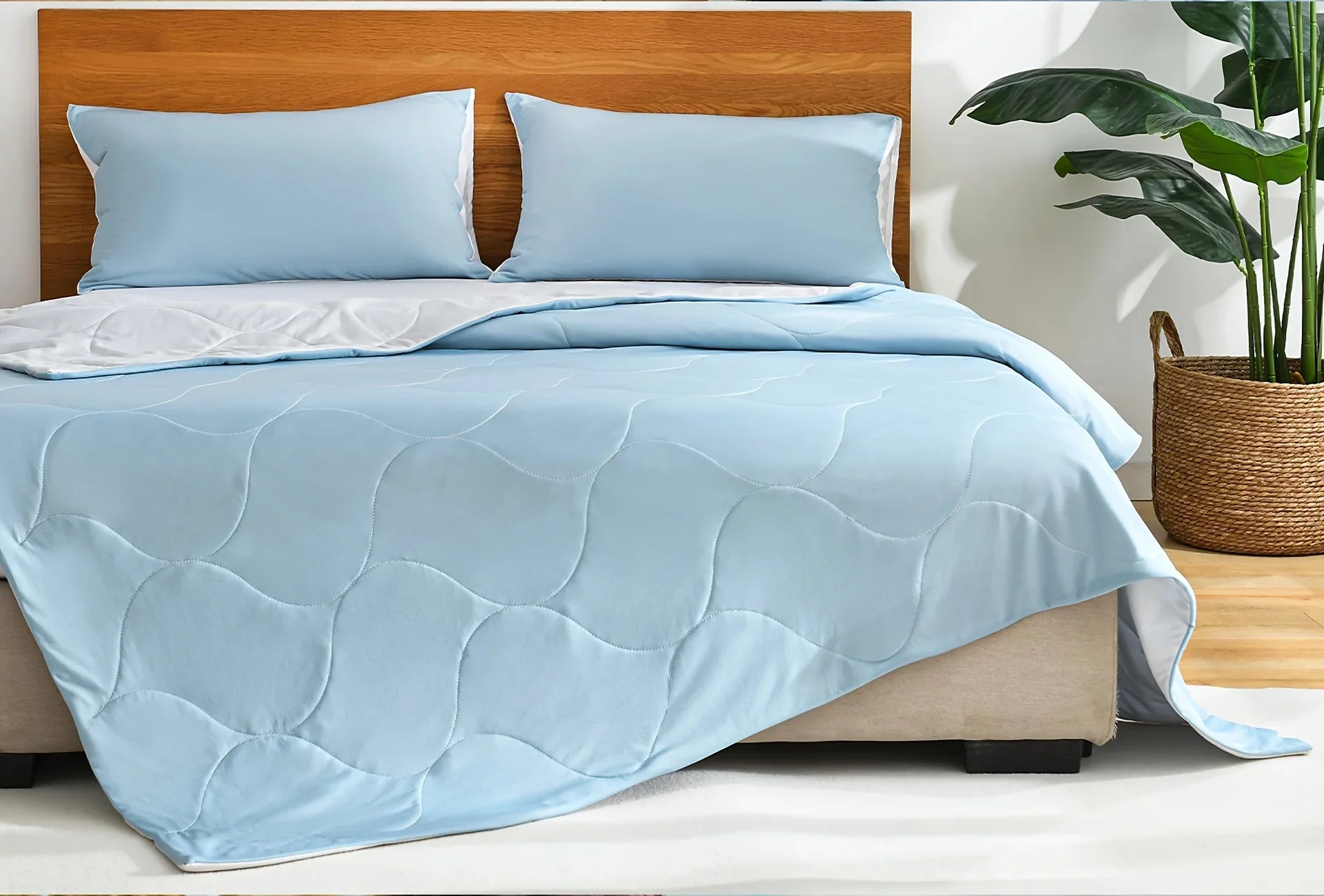 Afralia™ Cooling Comforter: Reversible All Season Down Alternative Duvet - Ideal for Hot Sleepers