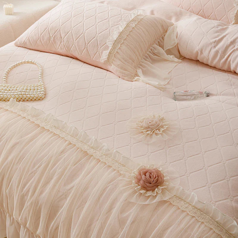 Afralia™ Cozy Velvet Lace Flowers Princess Bedding Set