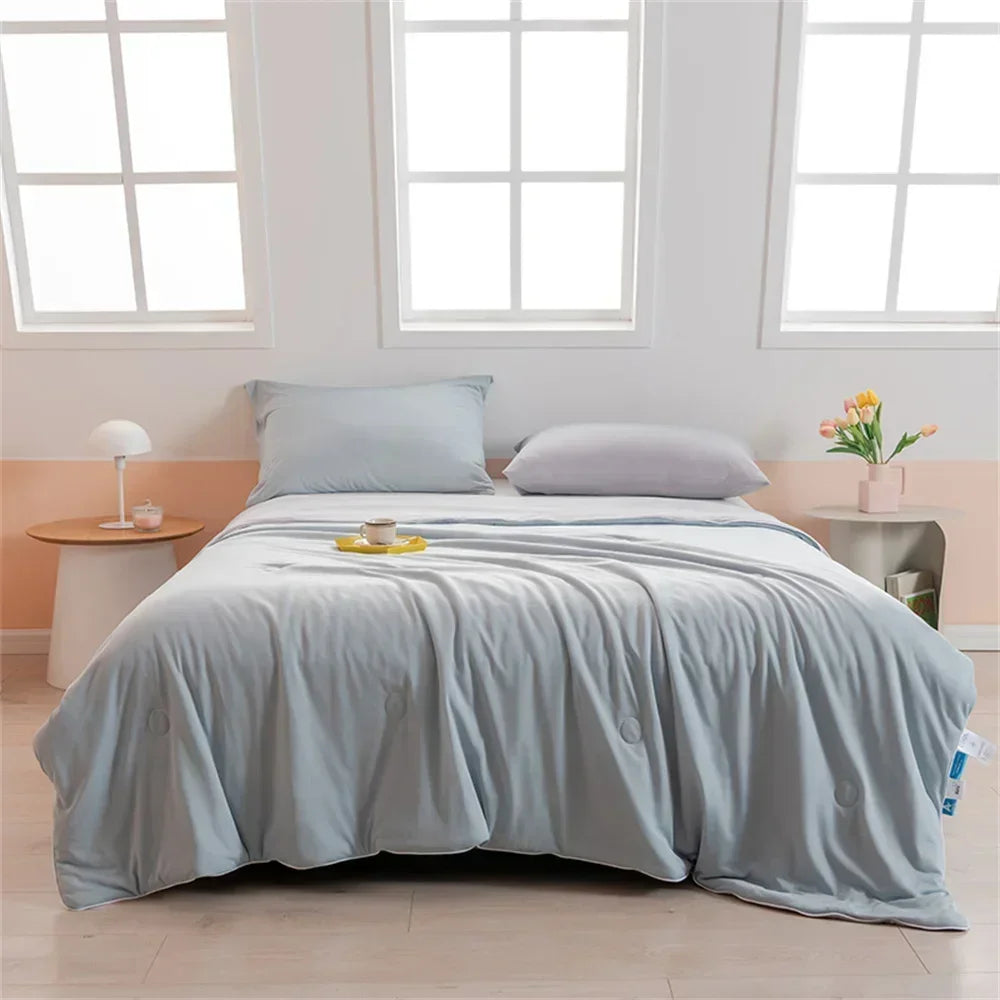 Afralia™ Lightweight Cool Quilt Summer Throws in Solid Colors Twin Queen Size