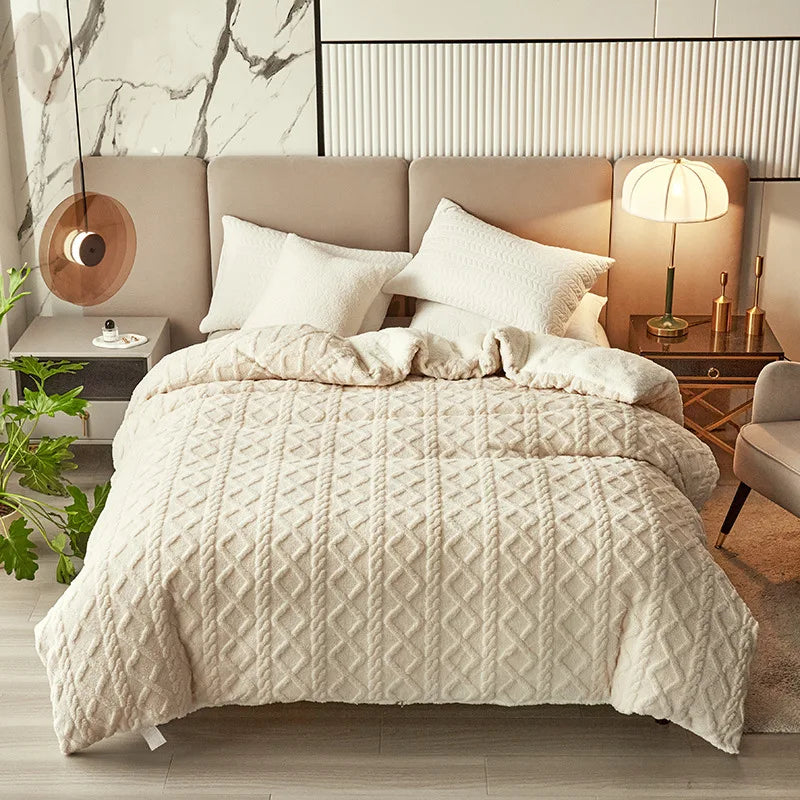 Afralia™ Geometric Pattern Taffeta Duvet Cover & Crystal Velvet Blanket Combo