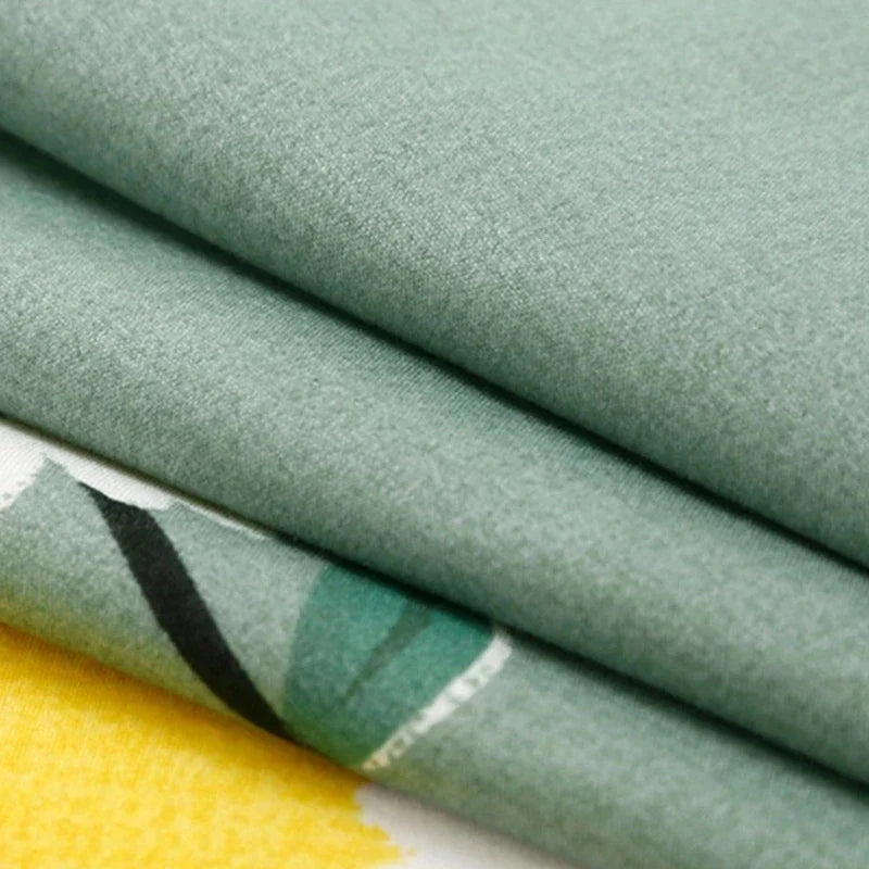 Daisy Print Bedding Set King/Queen Size by Afralia™ - Cozy & Durable