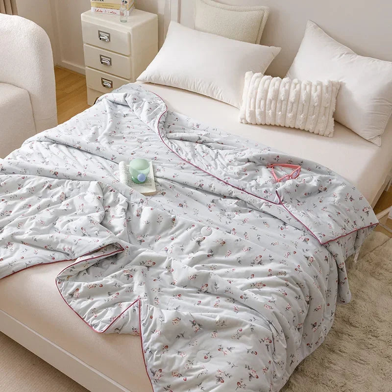 Afralia™ Cooling Summer Blanket | Soft & Breathable Natural Plant Comforter