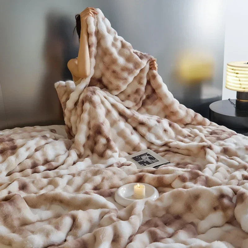 Afralia™ Cozy Fleece Throws - Soft Plaid Blankets for Warmth and Comfort
