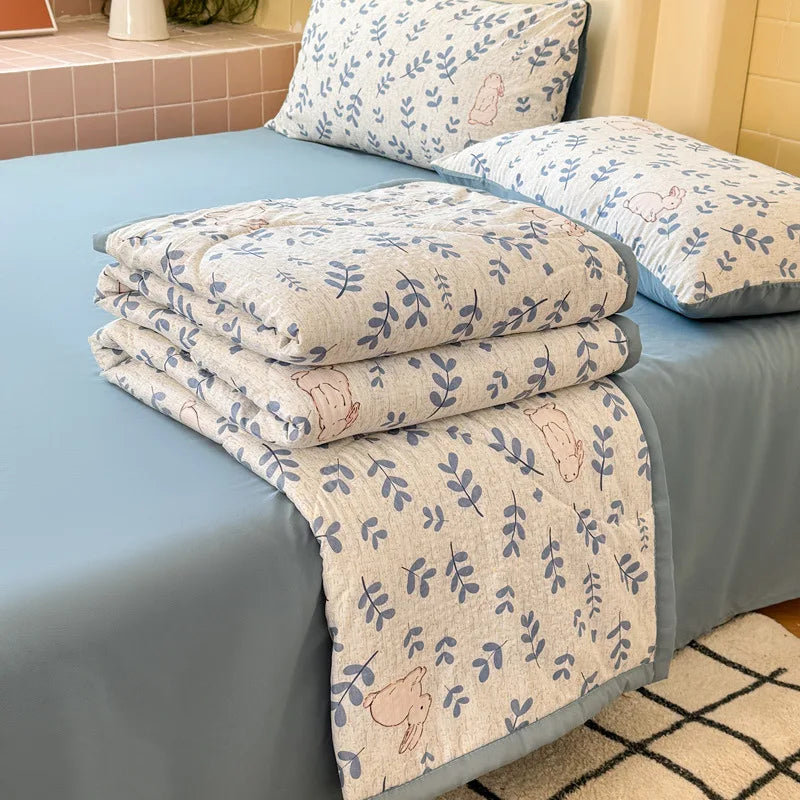 Afralia™ Floral Print Cooling Blanket – Lightweight Polyester Quilted Blanket