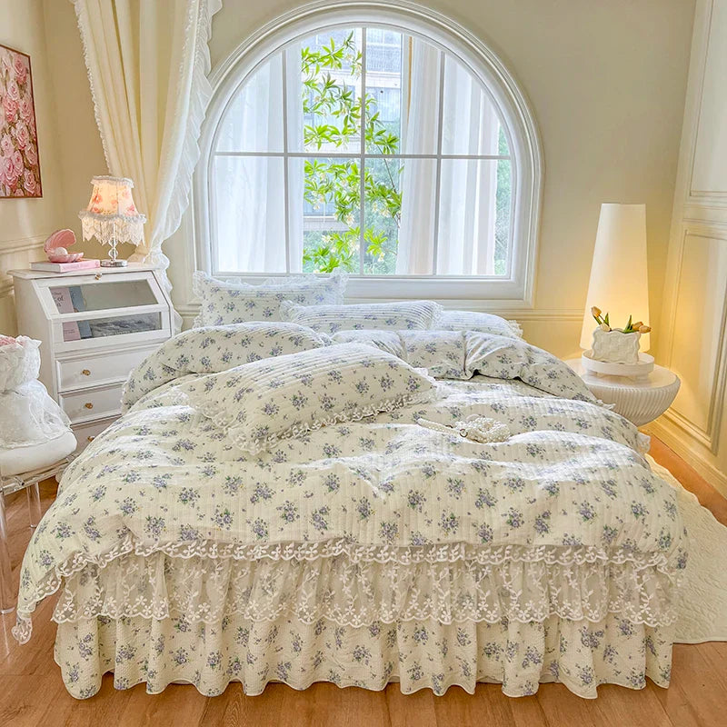 Afralia™ French Lace Ruffles Seersucker Bed Set: 4Pcs Princess Bedding Quilt Cover