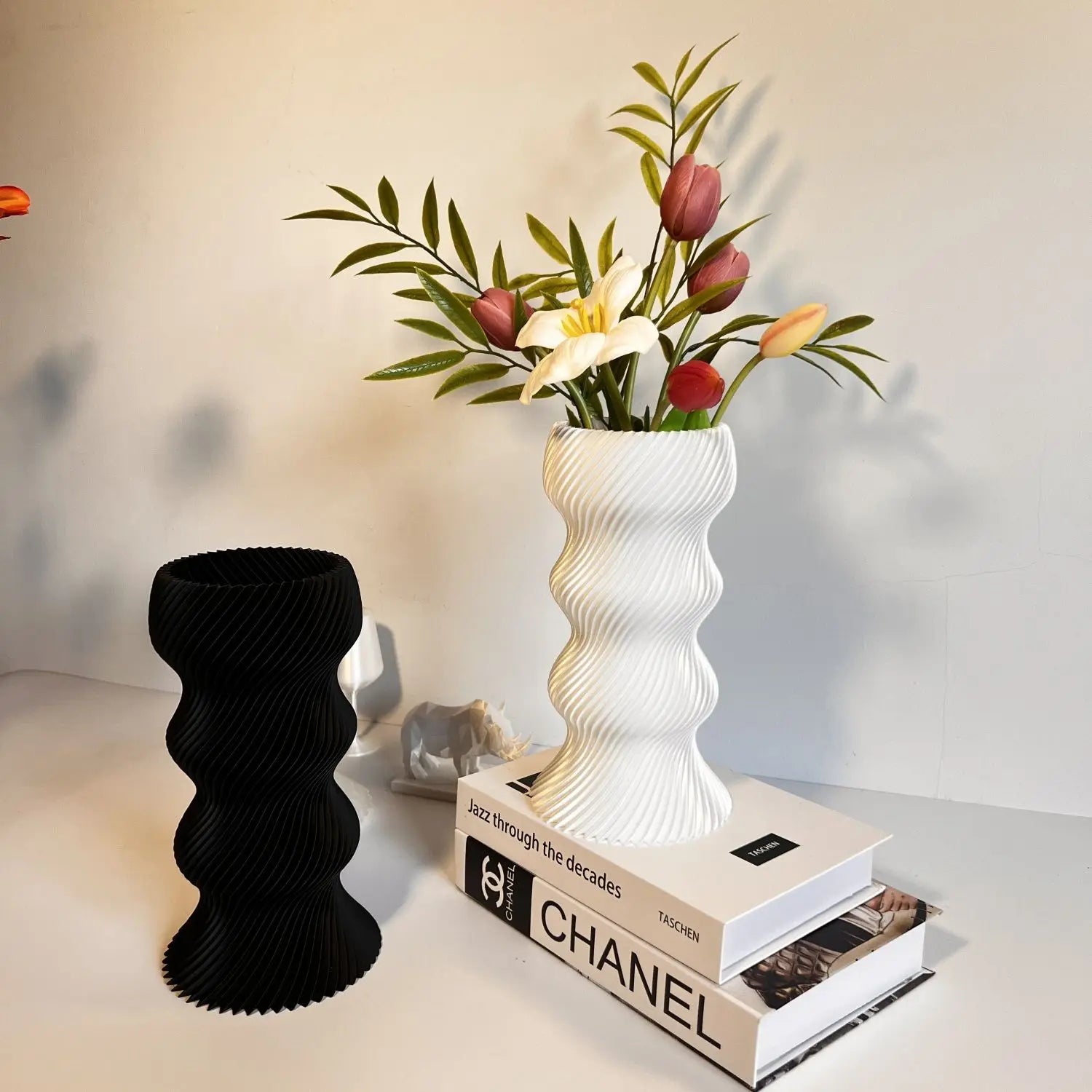 Afralia™ Elegant High-End Vase for Living Room Flower Arrangement