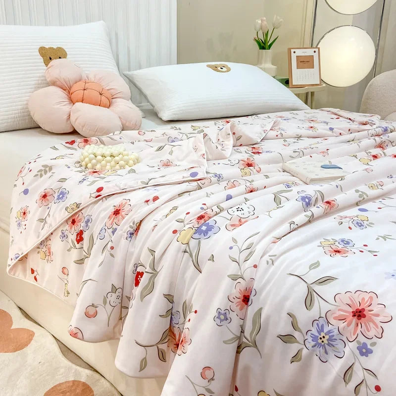 Afralia™ Silky Summer Cooling Blanket Lightweight Breathable Quilt for Bed