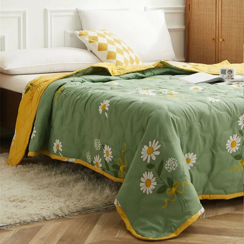 Afralia™ Daisy Print Quilted Summer Quilt Set in Soft Breathable Fabric