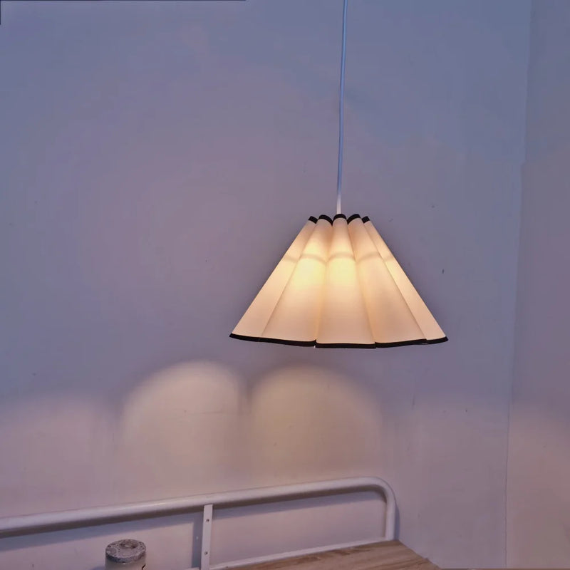 Afralia™ Petal Lampshade - Ideal for Various Lamps, Chandeliers & LED Replacement