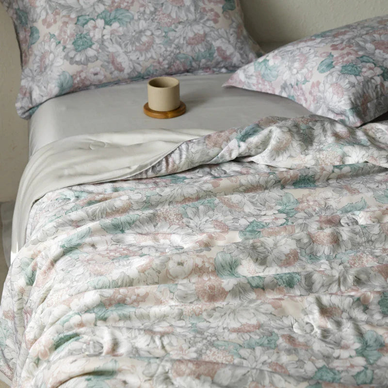 Afralia™ Floral Comforter: Ultra Soft & Breathable Summer Quilt - Top Quality & Stylish