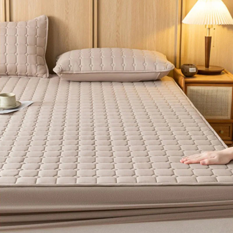 Afralia™ Quilted Fitted Sheet for Cozy & Anti-Slip Protection on Queen & King Beds
