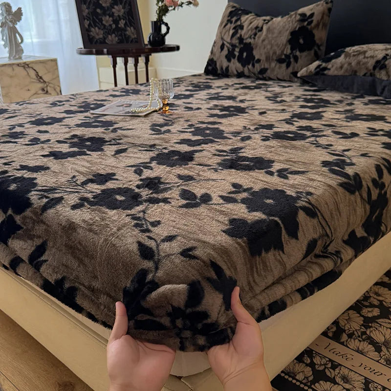Afralia™ Winter Faux Rabbit Fur Fitted Sheet - Warm & Non-Slip Mattress Cover - Dark Pattern Printed