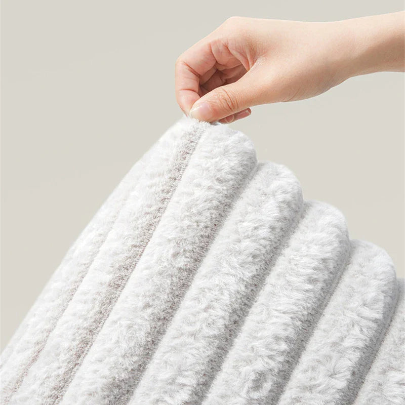 Afralia™ Plush Rabbit Bathroom Rug: Absorbent, Soft, Anti-Slip, Quick-Drying Bath Mat