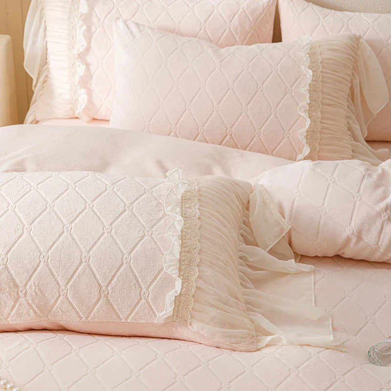 Afralia™ Cozy Velvet Lace Flowers Princess Bedding Set