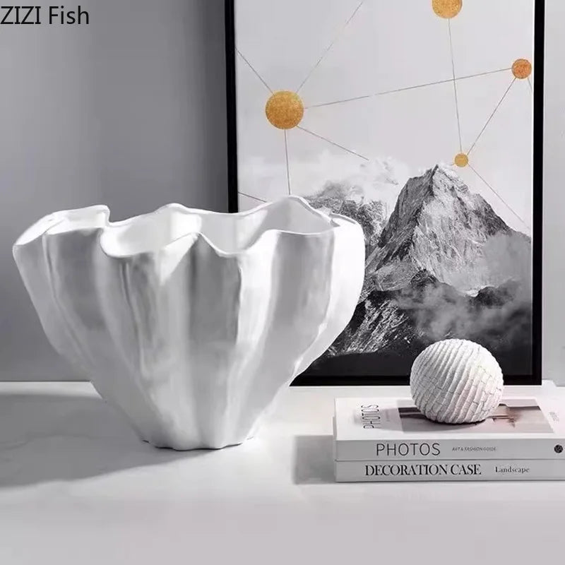 Afralia™ Black Resin Bud Vase Modern Room Decor Flowers Arrangement Desk Vase