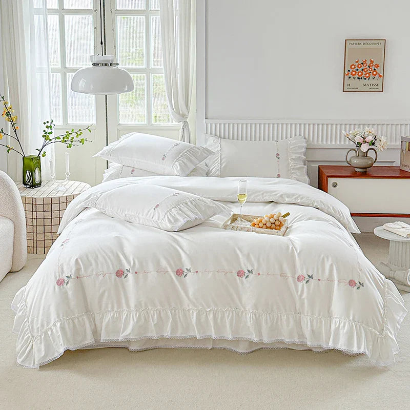 Afralia™ Rose Flowers White Cotton Bedding Set with Lace Ruffles