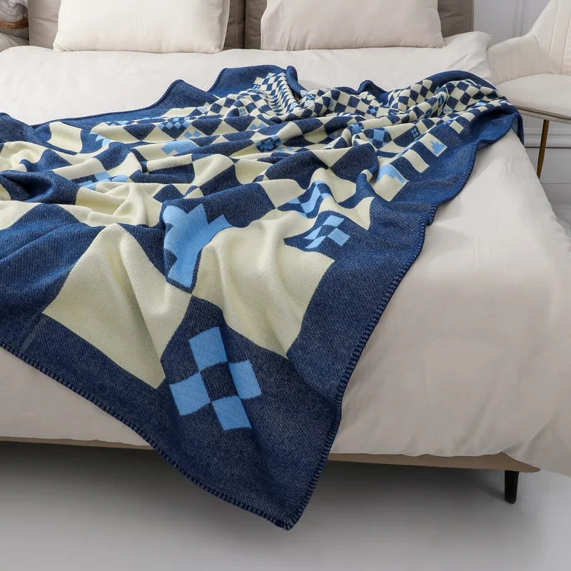 Afralia™ Checkered Jacquard Blanket: Cozy, Versatile Throw for All Seasons.