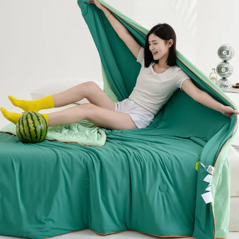 Afralia™ Cool Fibre Summer Quilt: Soft, Breathable & Machine Washable Light Blanket