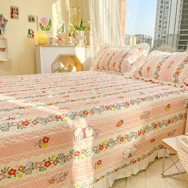 Afralia™ Quilted Ruffles Queen Bedding Set with Pillowcases, 3-Piece Korea Style